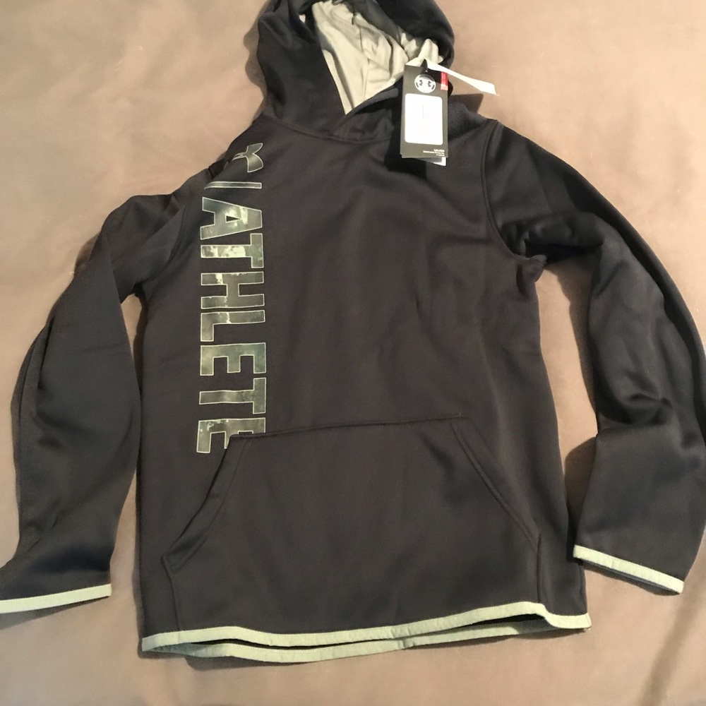 NWT Boys Under Armour hoodie